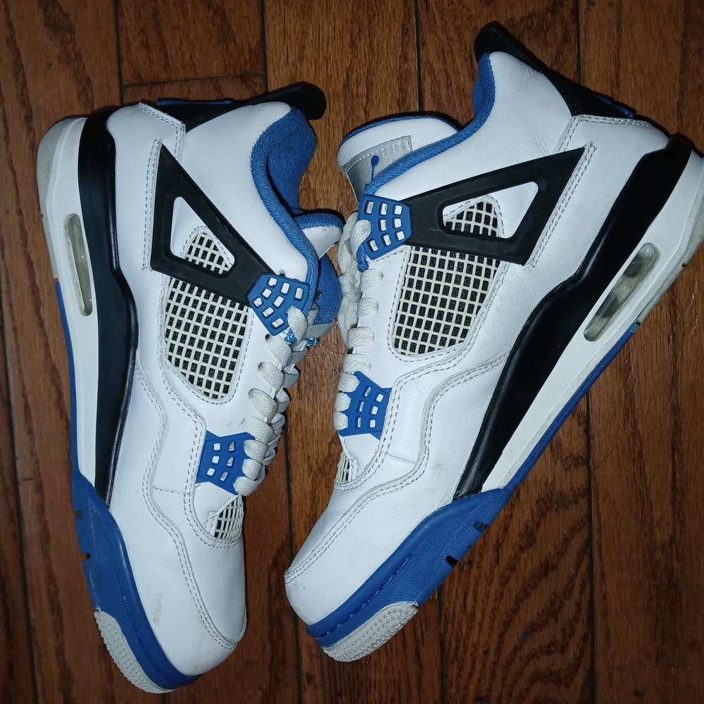 Jordan 4 Motorsport
